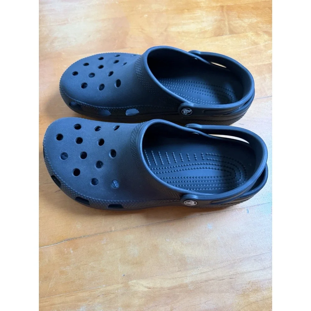 CROCS men women